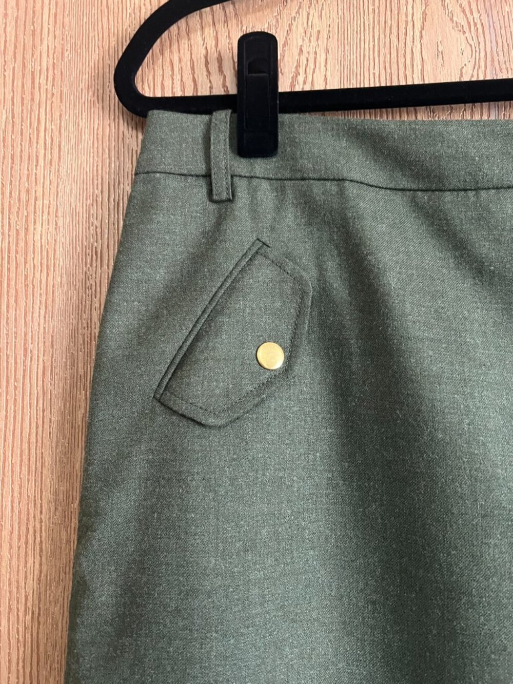 J.Crew Wool Blend Olive Green Mini Skirt Size 4 - Picture 4 of 7